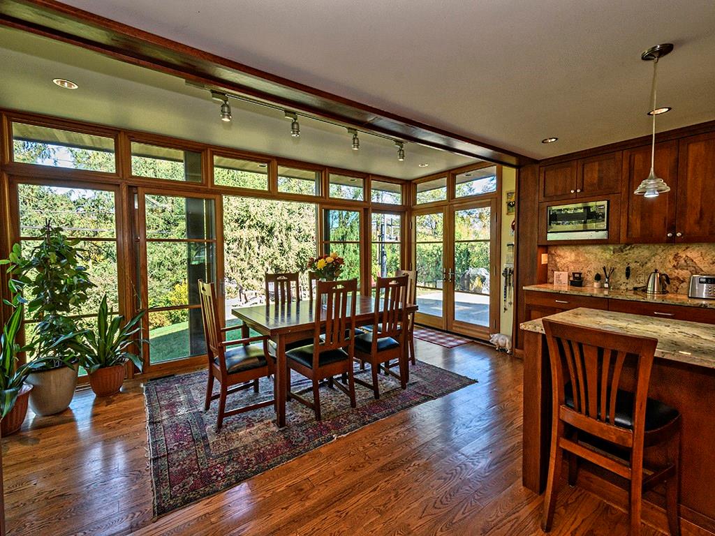 729 Pinoak Road Pittsburgh, PA 15243 - Photo 3 of 16 Gallery Image 3