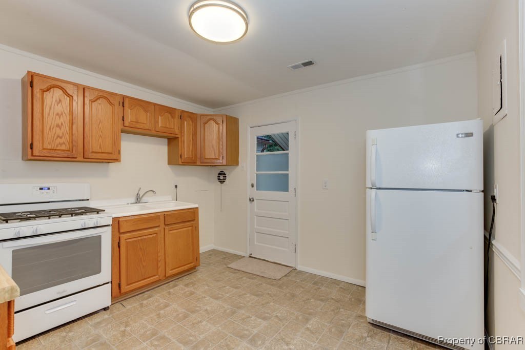 623 Grimes Road Hampton, VA 23663 - Photo 13 of 32 Gallery Image 13