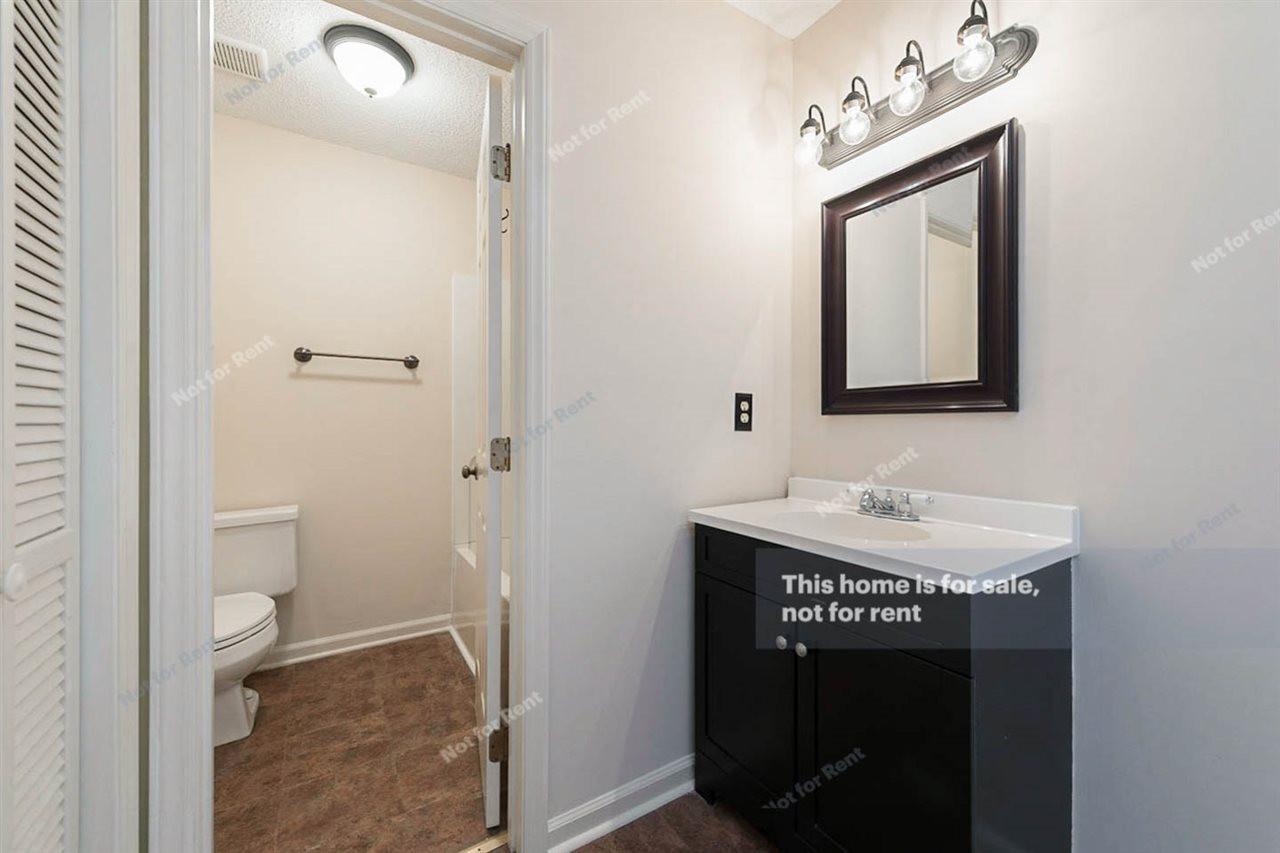 11739 Man O War Trail Raleigh, NC 27613 - Photo 15 of 26 Photo 15