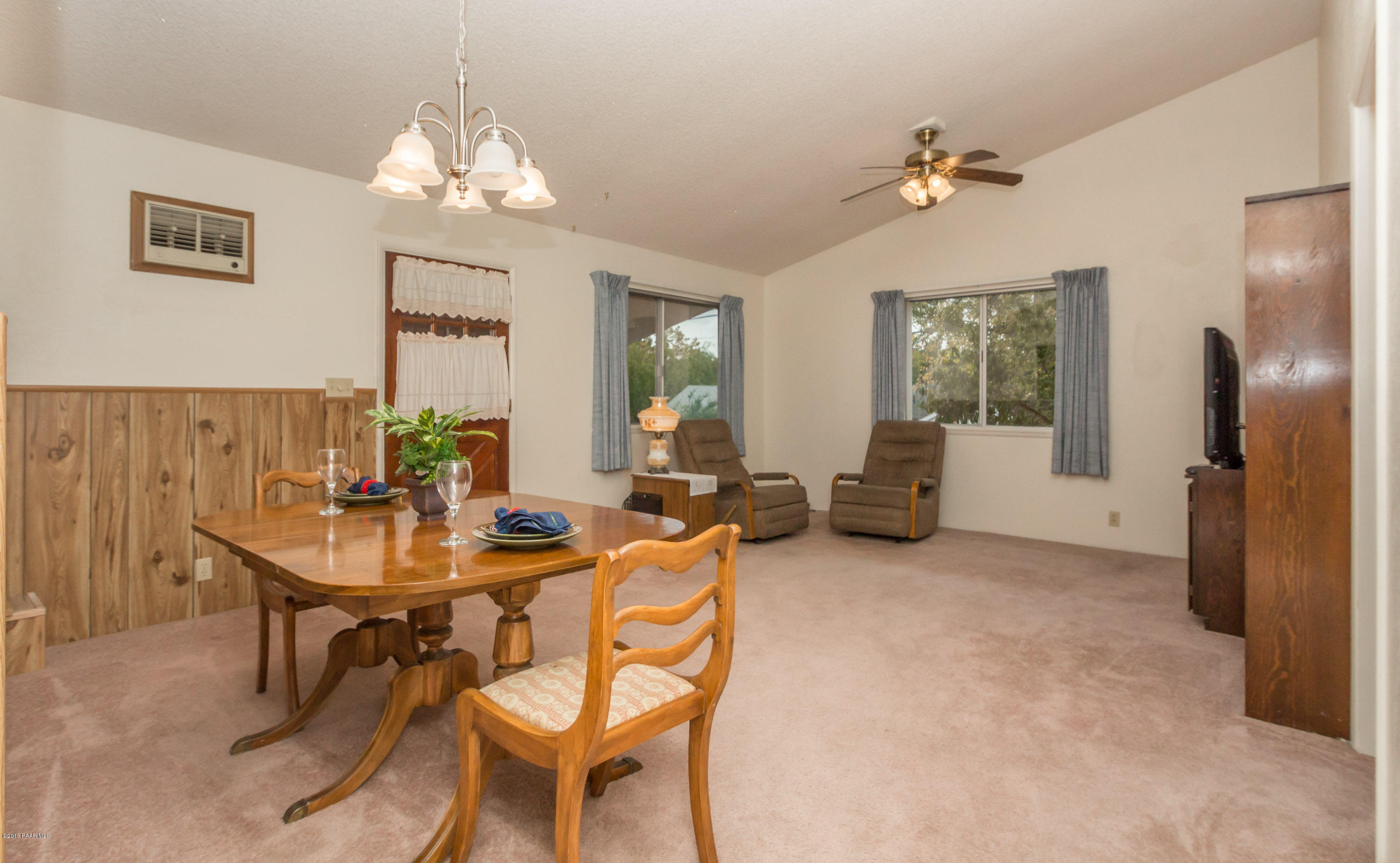 491 Roma Avenue Prescott, AZ 86301 - Photo 6 of 19 Prescott AZ 491 Roma.006_Dining Area & F
