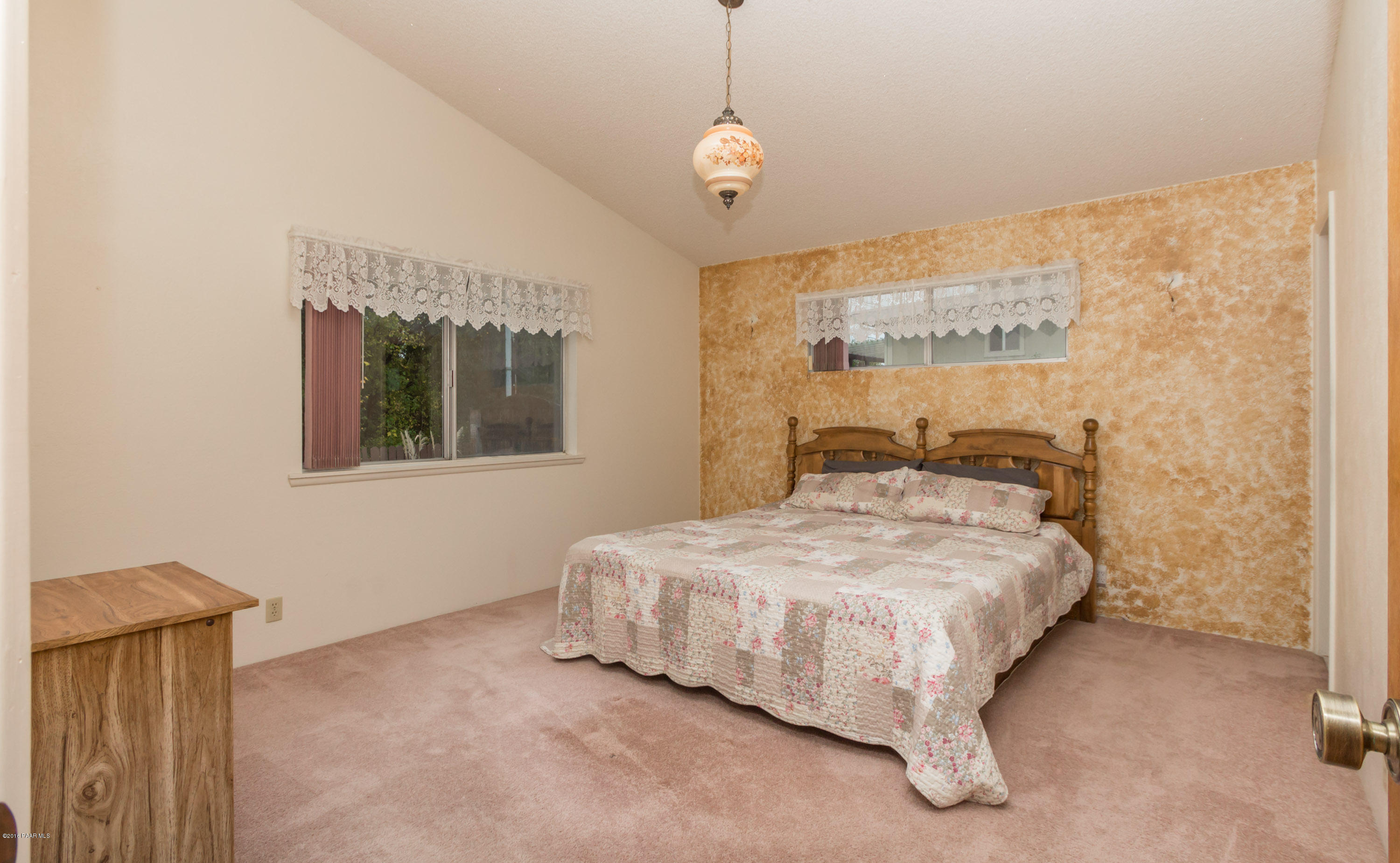491 Roma Avenue Prescott, AZ 86301 - Photo 8 of 19 Prescott AZ 491 Roma.008_Master Suite