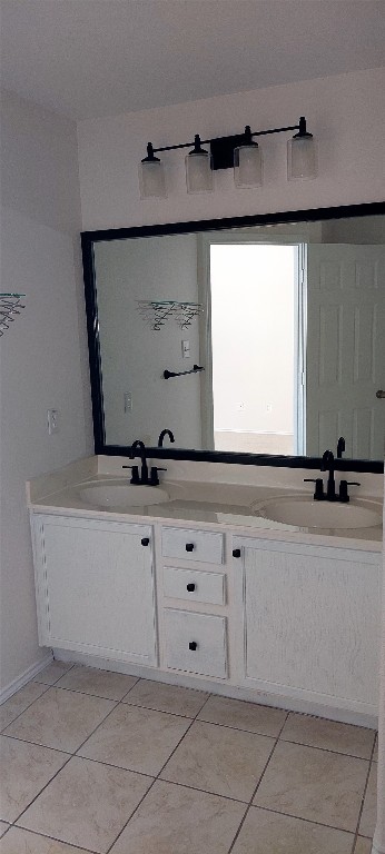 4 Memory Lane Wimberley, TX 78676 - Photo 19 of 20 a bathroom with a sink and mirror