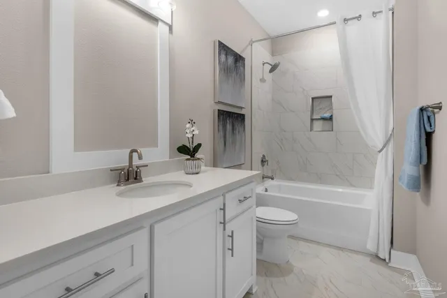 $702,900 | 5912 Greenfield Street, Pace, FL 32571