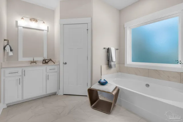 $702,900 | 5912 Greenfield Street, Pace, FL 32571