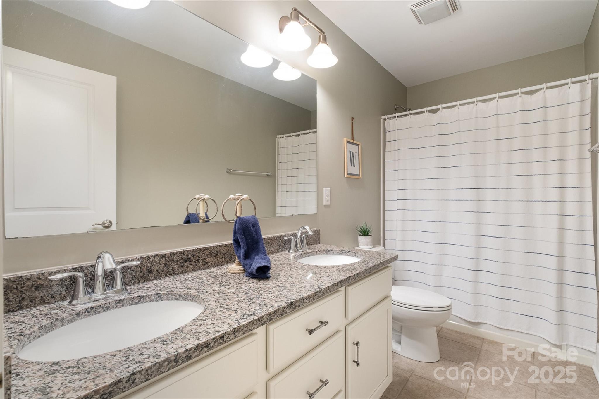 2201 Bluebell Way Tega Cay, SC 29708 - Photo 36 of 46