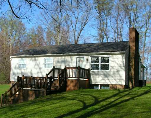 458 Dutchtown Road Butler, PA 16002 - Photo 1 of 8 Exterior Front.