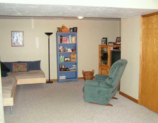 458 Dutchtown Road Butler, PA 16002 - Photo 5 of 8 Den/Family/Great Room.