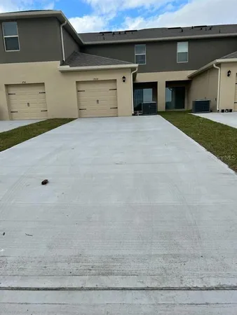 $2,200 | 1800 Red Canyon Drive, Kissimmee, FL 34744