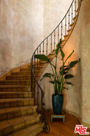 $2,525,000 | 2707 Hermosita Drive, Glendale, CA 91208