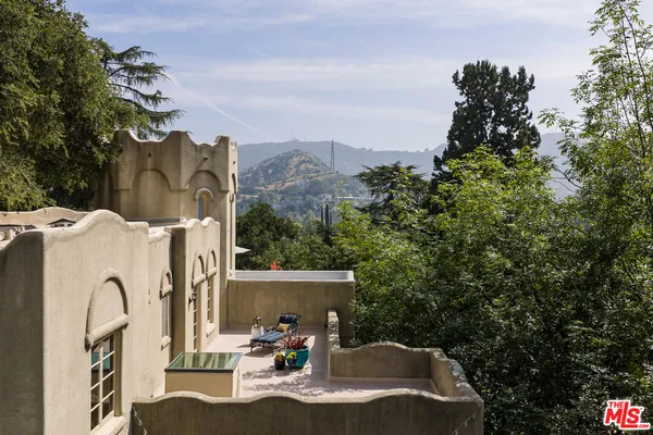 $2,525,000 | 2707 Hermosita Drive, Glendale, CA 91208