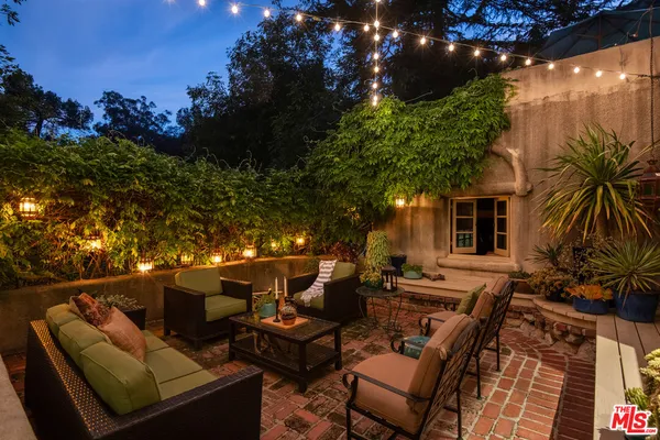 $2,525,000 | 2707 Hermosita Drive, Glendale, CA 91208