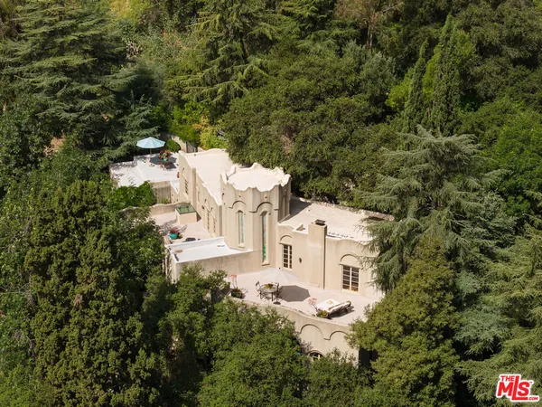 $2,525,000 | 2707 Hermosita Drive, Glendale, CA 91208