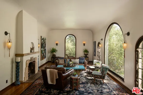 $2,525,000 | 2707 Hermosita Drive, Glendale, CA 91208