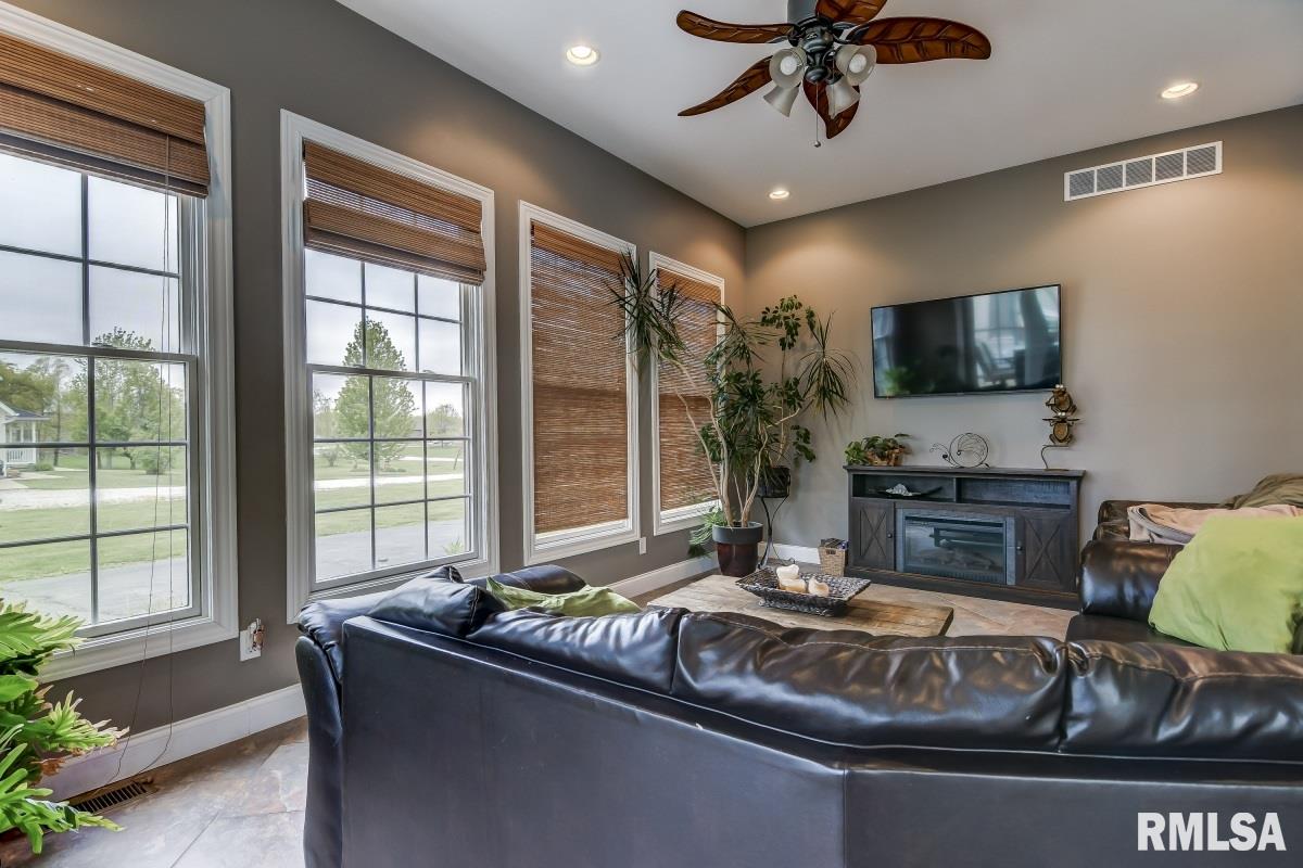 200 Bourbon Street Springfield, IL 62707 - Photo 17 of 50 Gallery Image 17