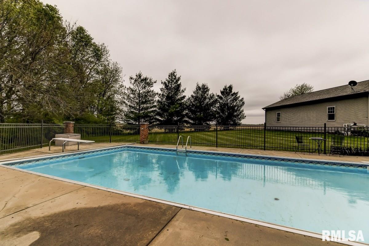 200 Bourbon Street Springfield, IL 62707 - Photo 42 of 50 Gallery Image 42