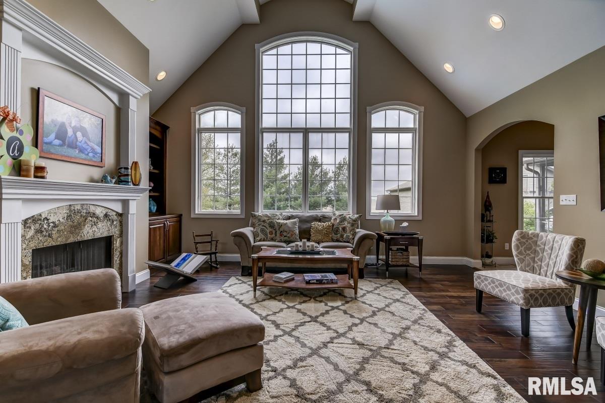 200 Bourbon Street Springfield, IL 62707 - Photo 8 of 50 Gallery Image 8
