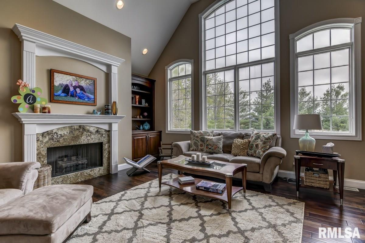 200 Bourbon Street Springfield, IL 62707 - Photo 9 of 50 Gallery Image 9