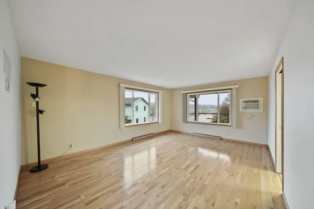 $359,000 | 385 Wood Hills Drive, Concord, MI 49237