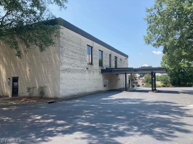 213 East Kings Highway Eden, NC 27288 - Photo 2 of 10