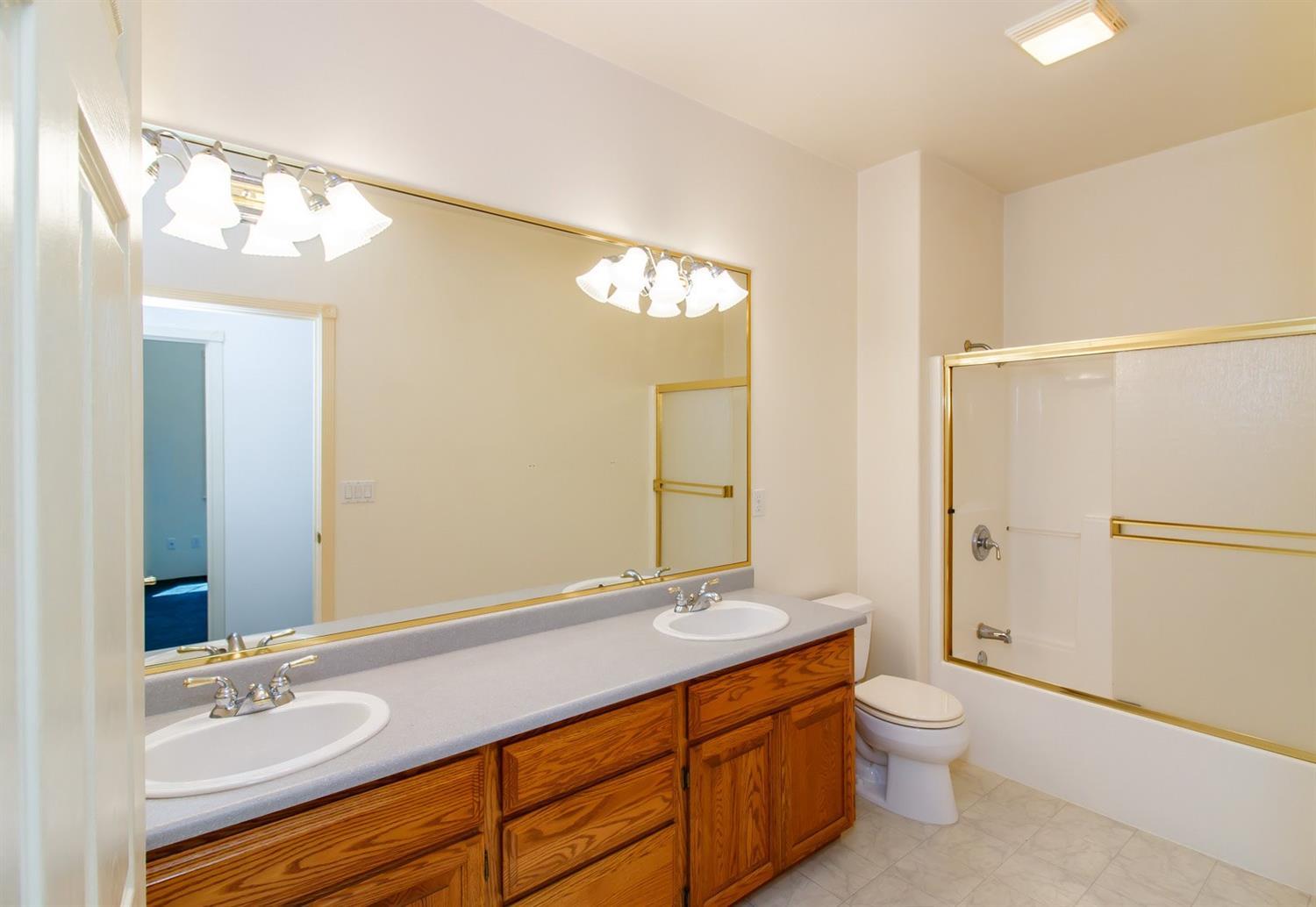 4067 Livingston Road Central Point, OR 97502 - Photo 21 of 34 Additional Photo