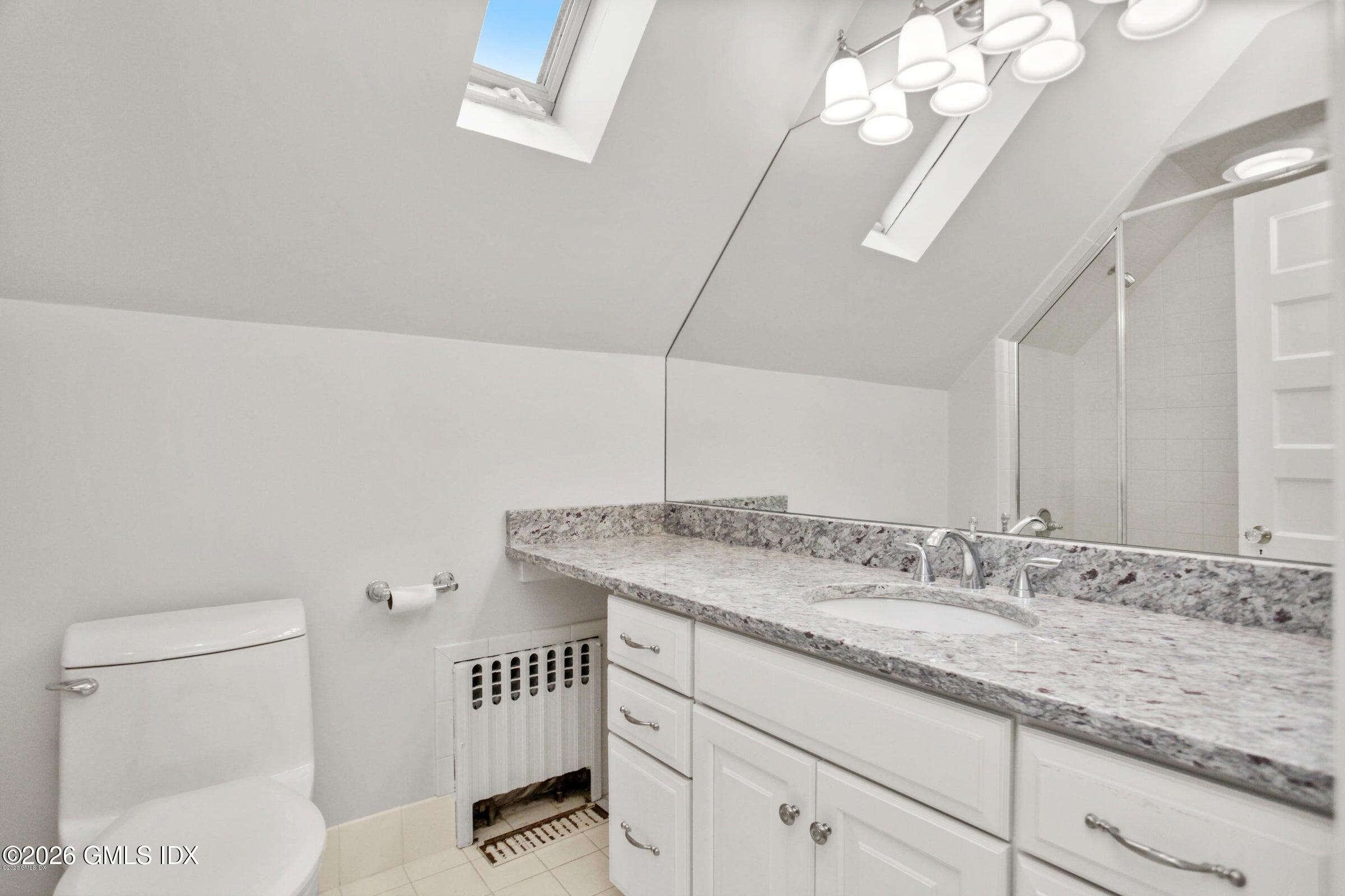 41 Ridge Street, Unit 2 Greenwich, CT 06830 - Photo 11 of 20 41 ridge 2H