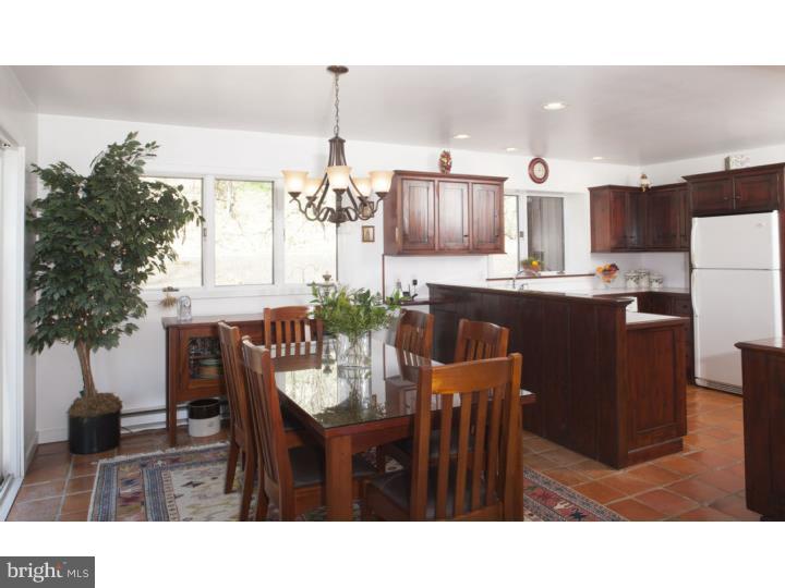 2925 Adams Way Riegelsville, PA 18077 - Photo 11 of 25