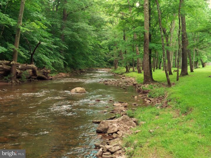 2925 Adams Way Riegelsville, PA 18077 - Photo 19 of 25