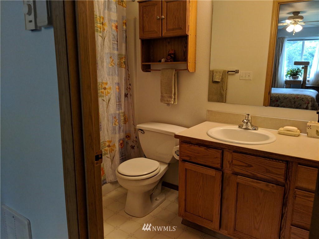 18428 Brandywine Court Southwest Rochester, WA 98579 - Photo 16 of 20