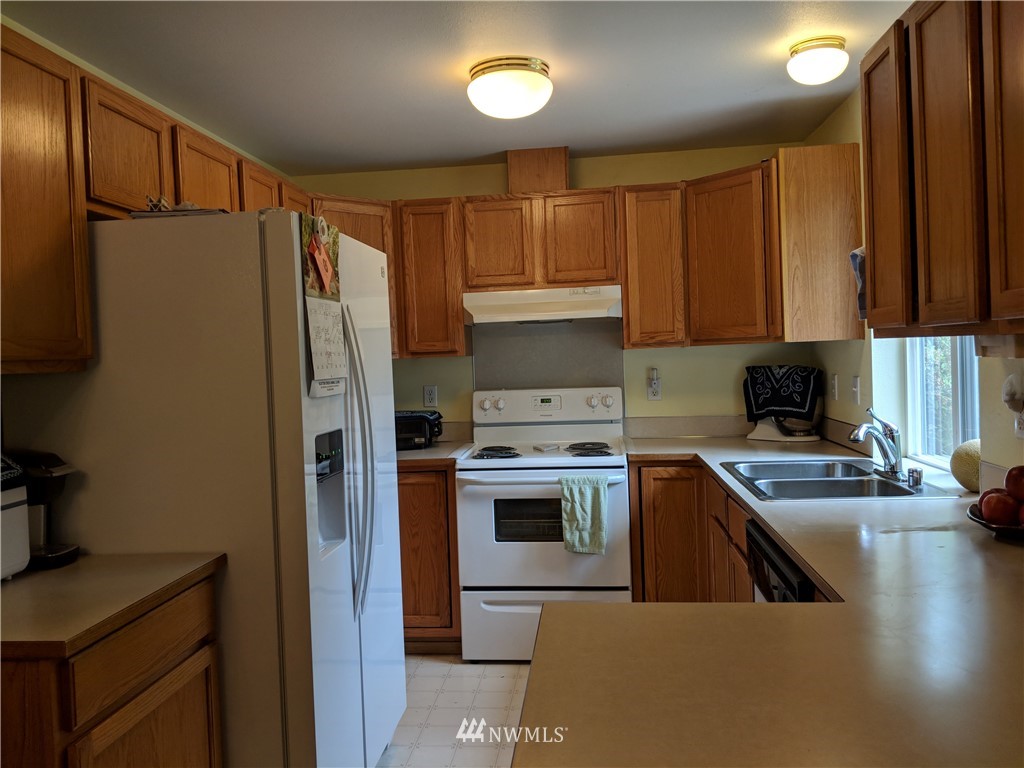 18428 Brandywine Court Southwest Rochester, WA 98579 - Photo 7 of 20