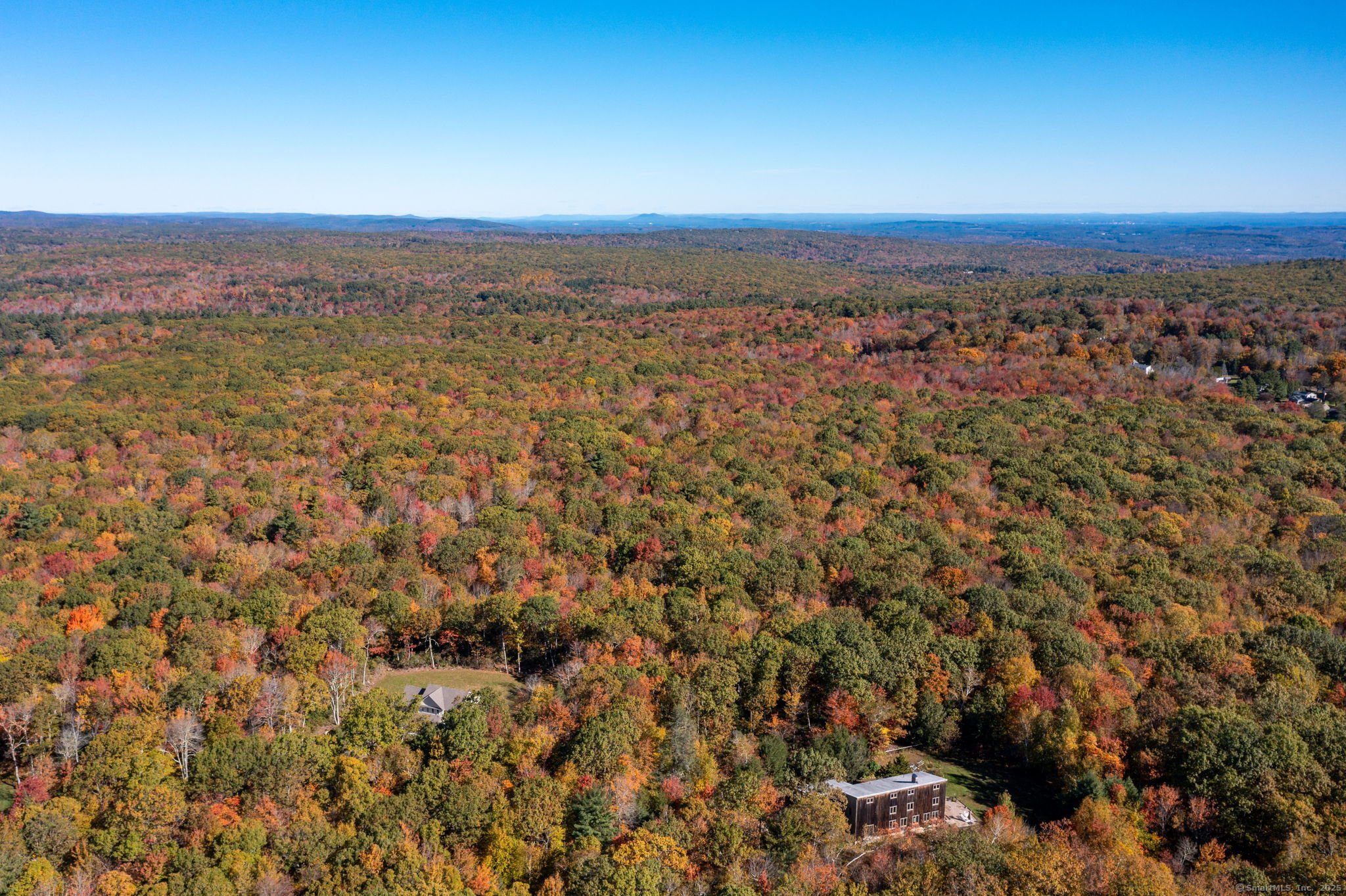 20 Edgerton Road Granby, CT 06090 - Photo 29 of 32 an aerial view of residential building and green space