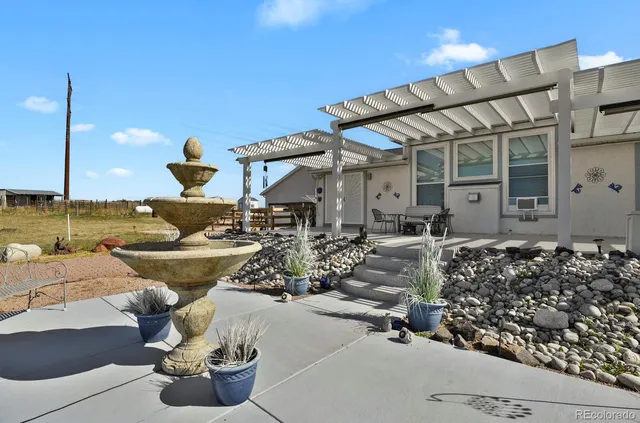 $898,000 | 5129 South Tom Bay Road, Bennett, CO 80102