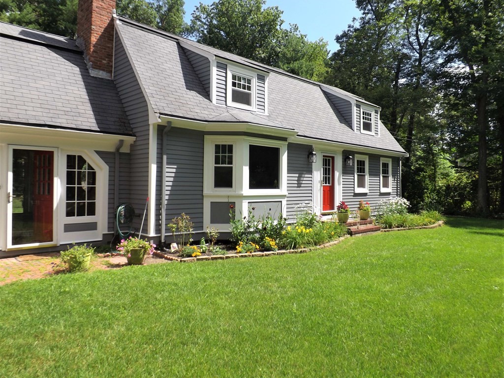 78 Claypit Hill Road Wayland, MA 01778 - Photo 5 of 42