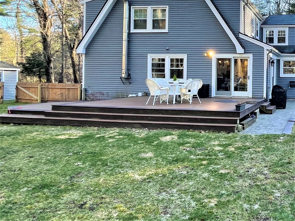 78 Claypit Hill Road Wayland, MA 01778 - Photo 6 of 42