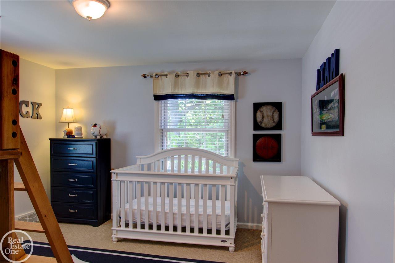 1130 South Oxford Road Grosse Pointe Woods, MI 48236 - Photo 36 of 48