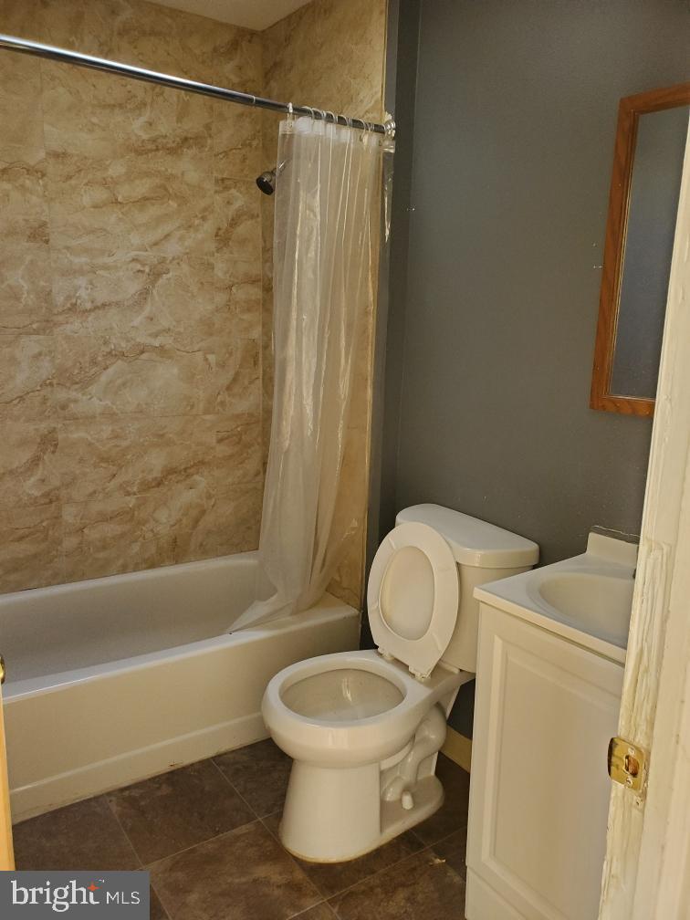4130 Reisterstown Road Baltimore, MD 21215 - Photo 5 of 12 Gallery Image 5