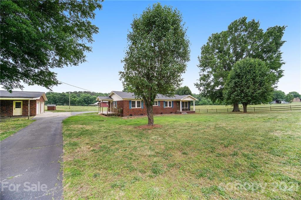 25660 Rowland Road Locust, NC 28097 - Photo 5 of 31 Gallery Image 5