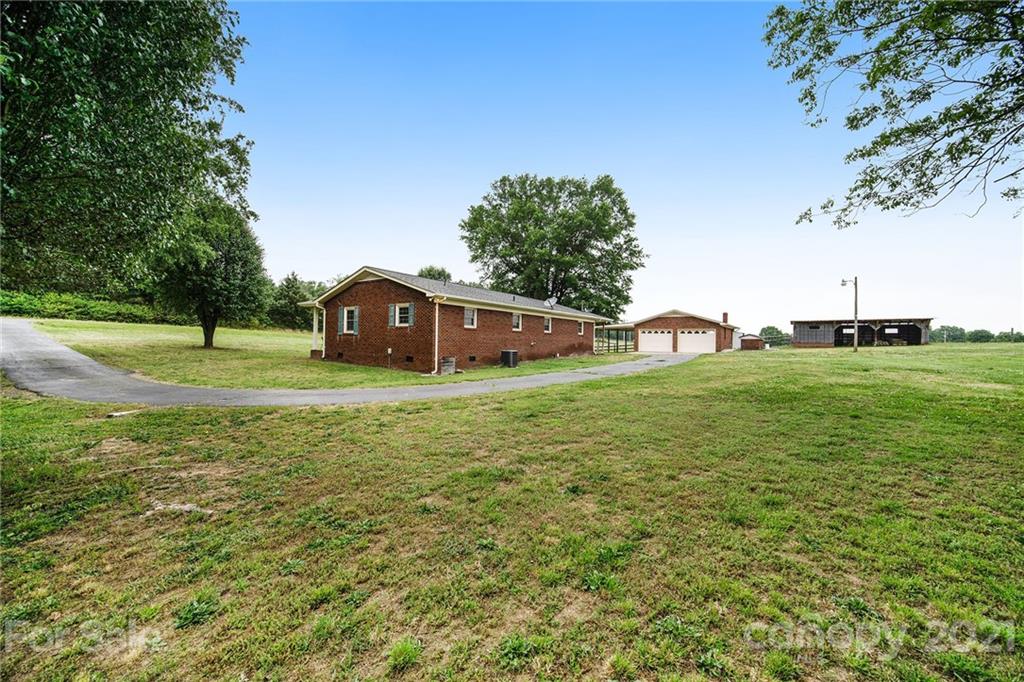 25660 Rowland Road Locust, NC 28097 - Photo 9 of 31 Gallery Image 9
