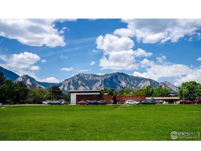 $572,500 | 750 West Moorhead Circle, Unit A, Boulder, CO 80305