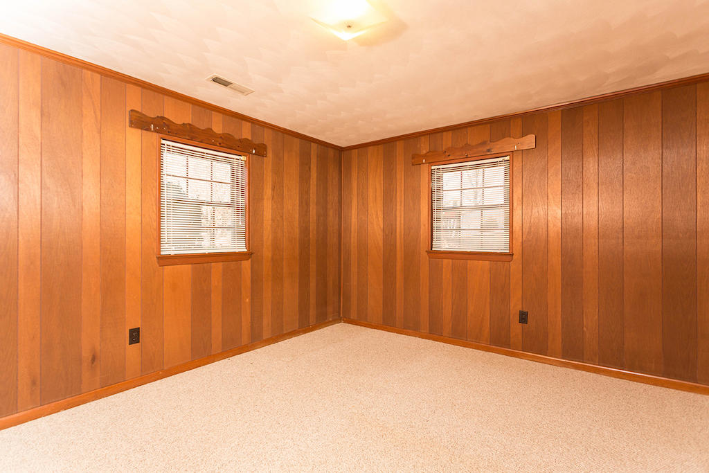2507 Steele Road Roanoke, VA 24018 - Photo 22 of 28 DGA_5274
