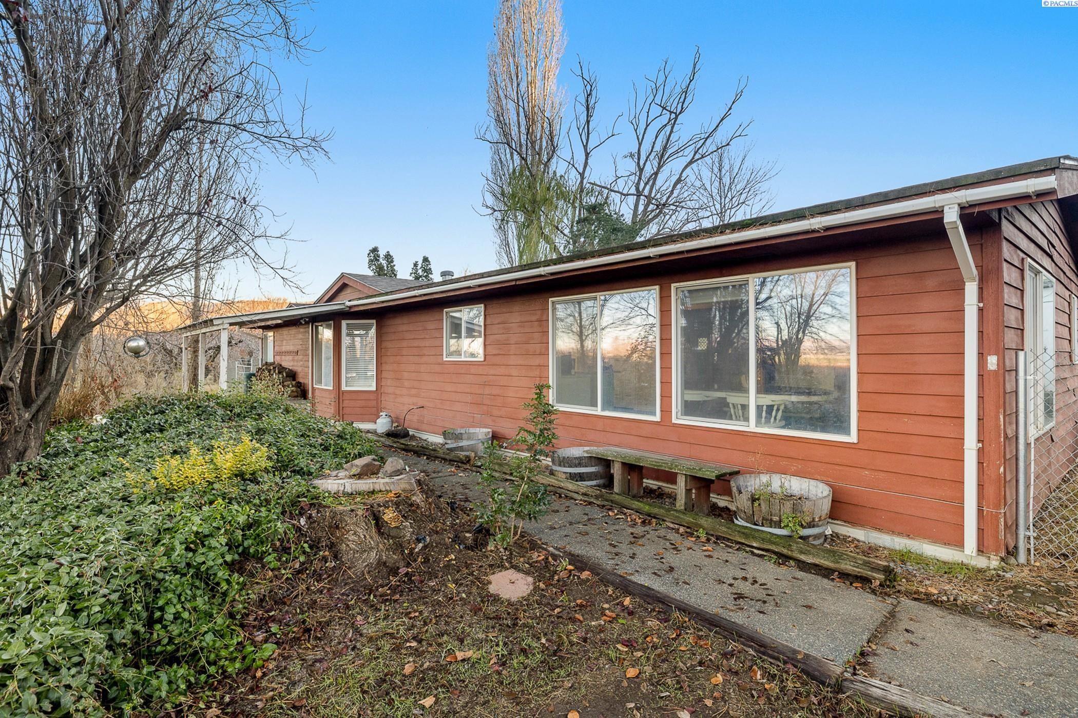 163805 West Richards Road Prosser, WA 99350 - Photo 5 of 22 Gallery Image 5