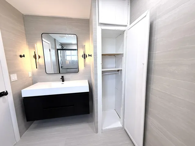 $3,300 | 210 West 23rd Street, Riviera Beach, FL 33404