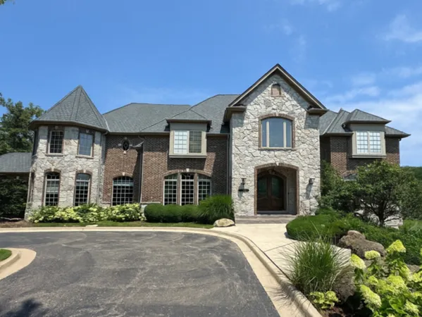 $2,449,999 | 16W122 91st Street, Burr Ridge, IL 60527