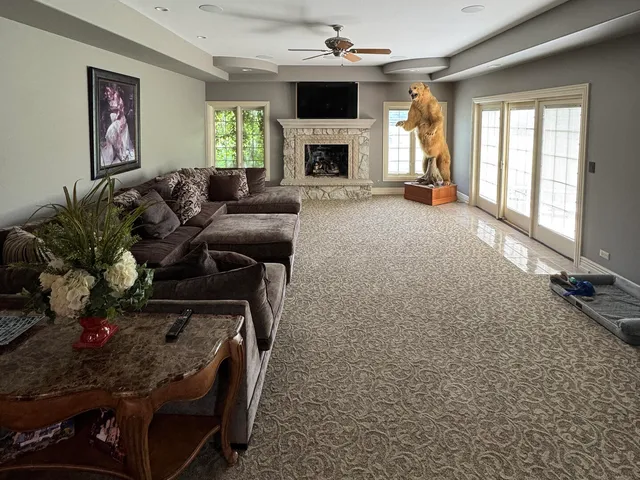 $2,649,999 | 16W122 91st Street, Burr Ridge, IL 60527