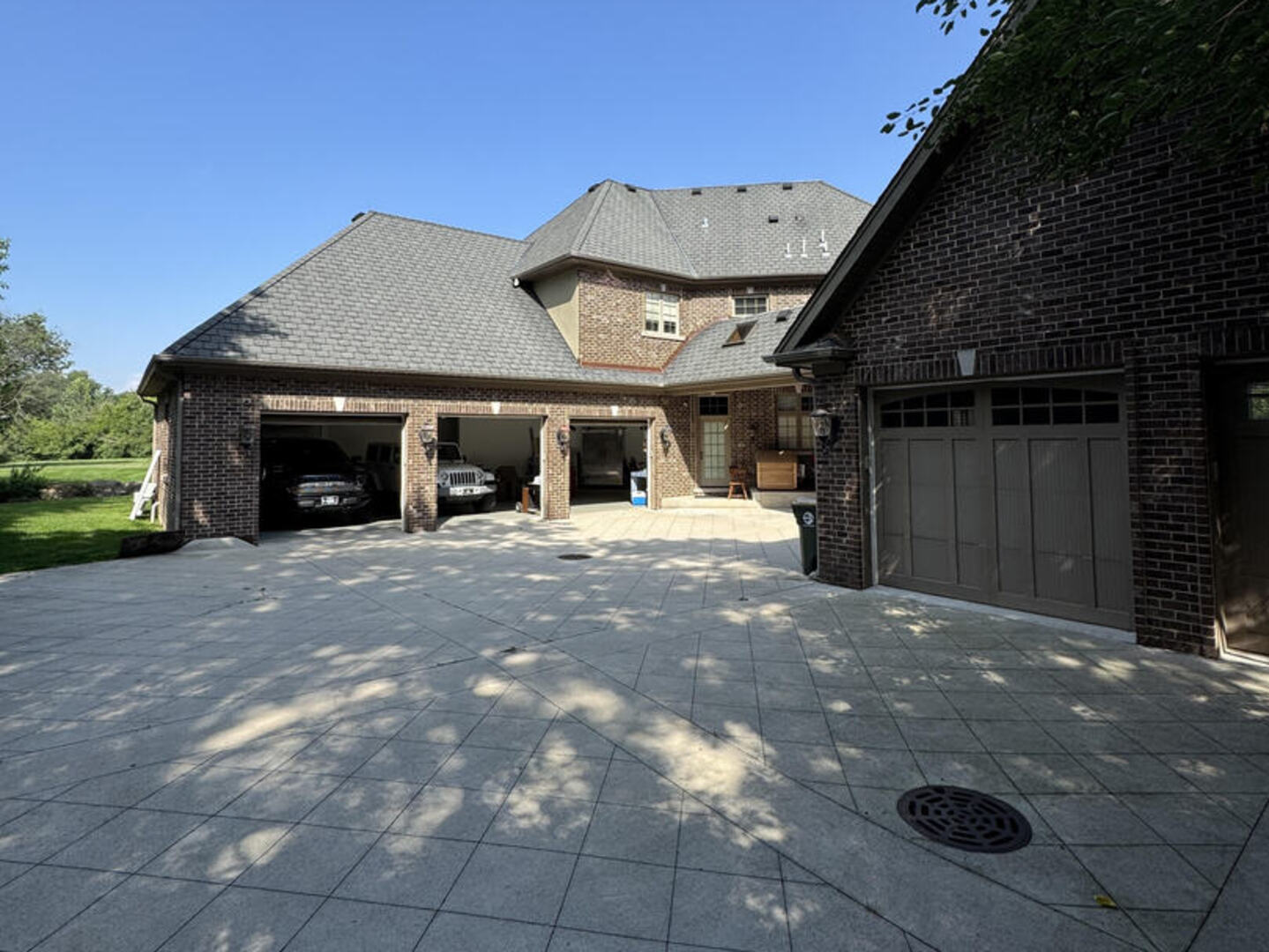 16W122 91st Street Burr Ridge, IL 60527 - Photo 3 of 33