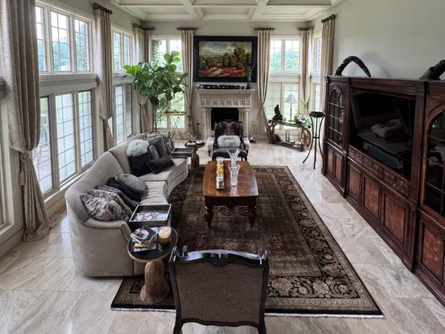 $2,649,999 | 16W122 91st Street, Burr Ridge, IL 60527