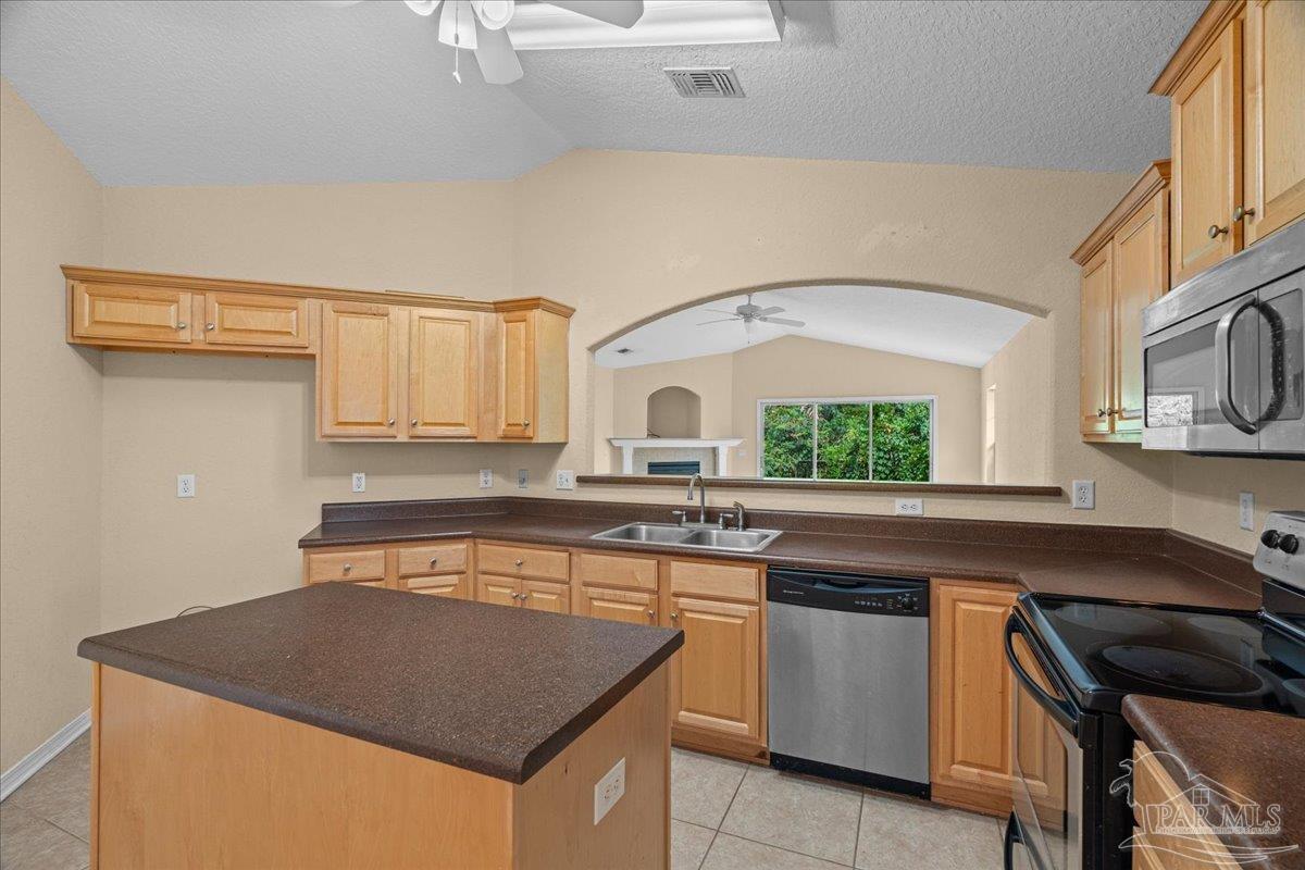 14482 Innerarity Point Road Pensacola, FL 32507 - Photo 20 of 35 Gallery Image 20