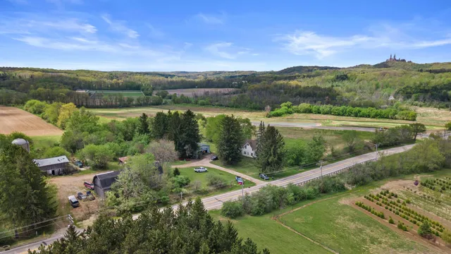 $1,150,000 | 5365 Highway 167, Erin, WI 53033
