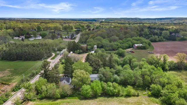 $1,150,000 | 5365 Highway 167, Erin, WI 53033