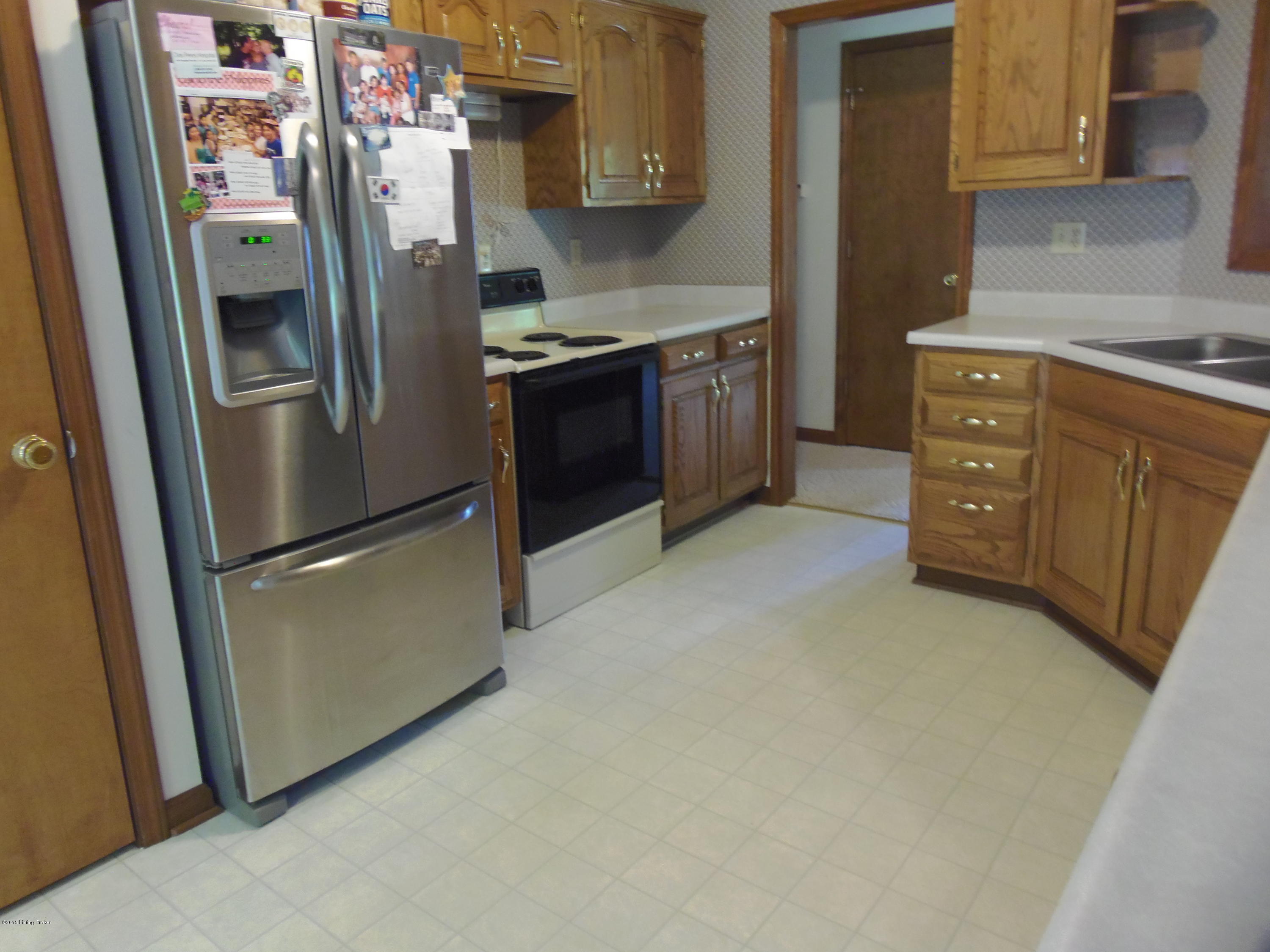 437 Long Needle Road Brandenburg, KY 40108 - Photo 15 of 37 16