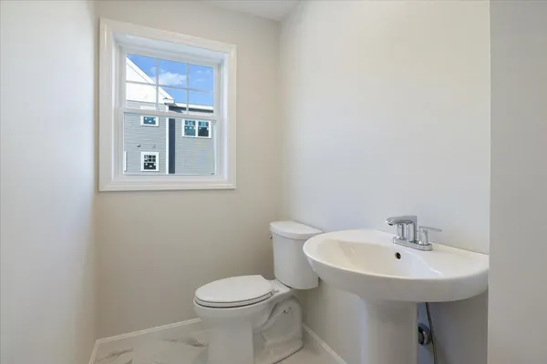 $529,900 | 25 Regency Circle, Unit 1, Kittery, ME 03904